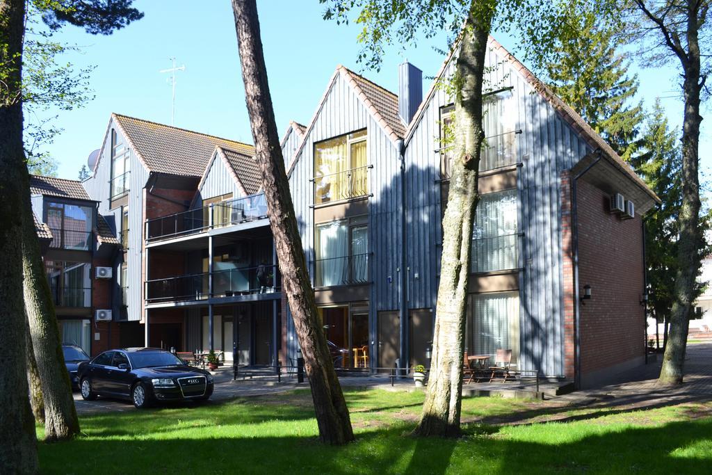 Saules Krantas Aparthotel Palanga Bagian luar foto