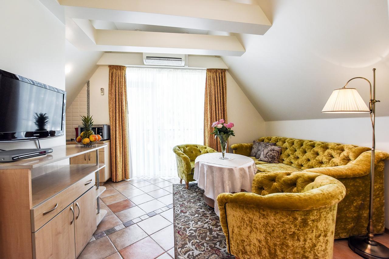 Saules Krantas Aparthotel Palanga Bagian luar foto